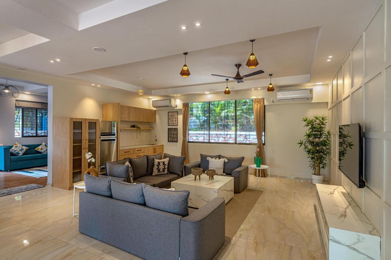 Saffronstays Riverfront Manor, 5-Bdr Pool Villa By Pej River Карджат Екстер'єр фото