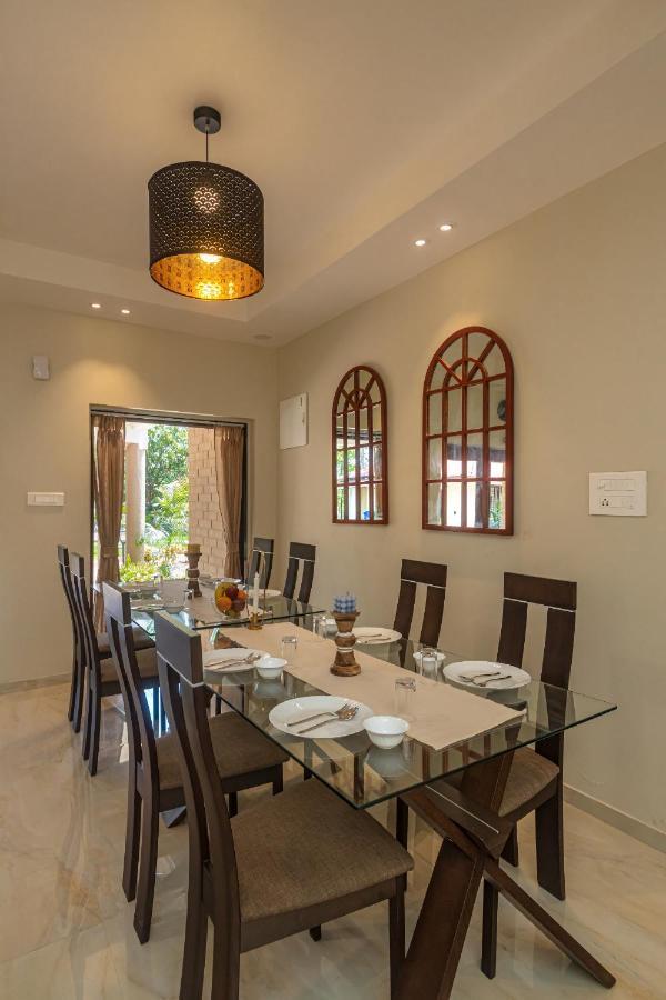 Saffronstays Riverfront Manor, 5-Bdr Pool Villa By Pej River Карджат Екстер'єр фото